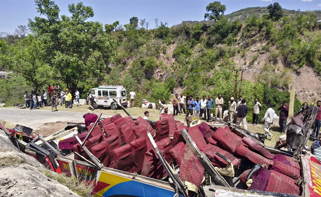 Bus rolls down hill in J-K’s Udhampur, 15 dead
